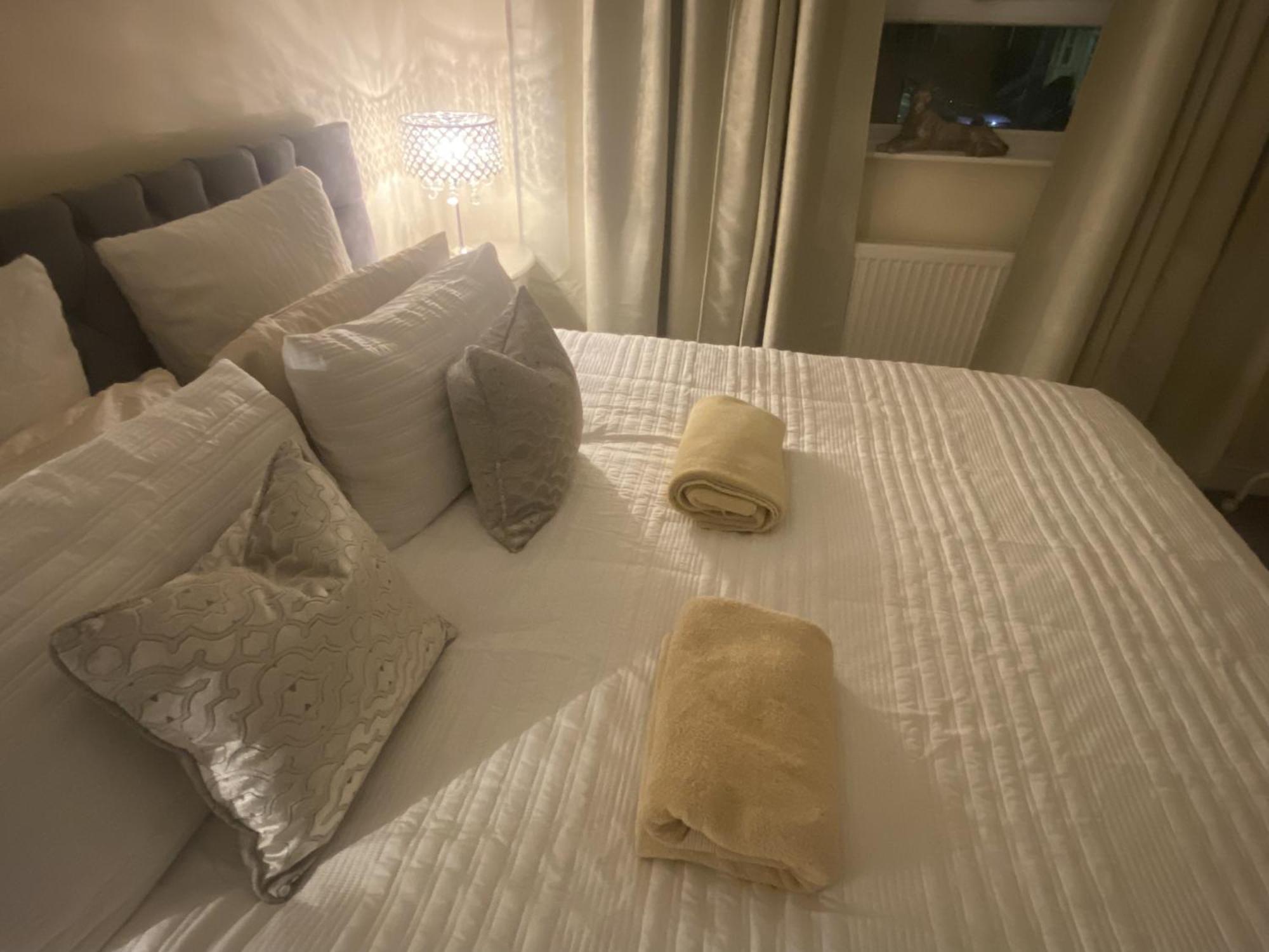 & Cosy Apartment In The Heart Of Stokes Croft Bristol Exteriér fotografie